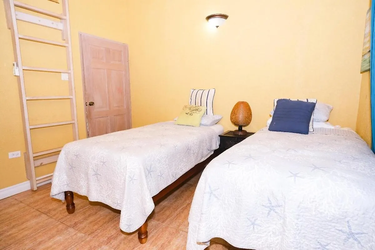 Beachfront 3Bedroom Villa With Private Pool -Manchester Parish Alligator Pond Village